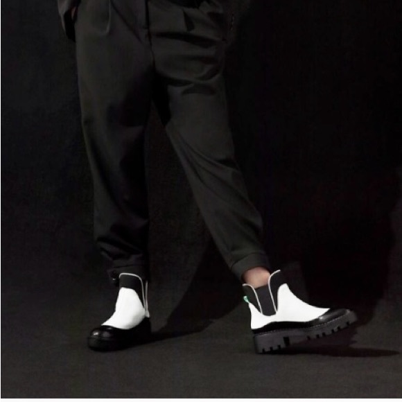 💥ZARA FLAT HEEL ANKLE BOOTS WITH PIPING - OFFICE SIREN💥 - Picture 3 of 13